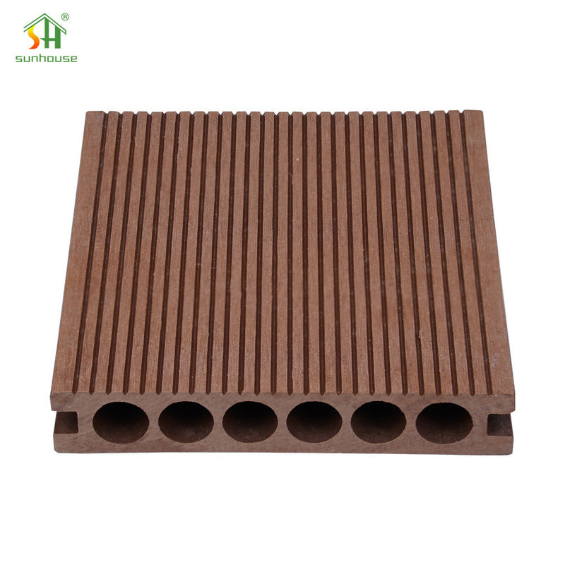 Slip Resistant Texture WPC Deck Flooring 18mm For Indoor / Outdoor Spaces